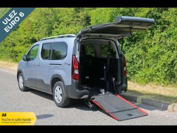 2021 (21) - LWB Petrol Auto 5 Seat Wheelchair Accessible Disabled Access Vehicle WAV 5-Door