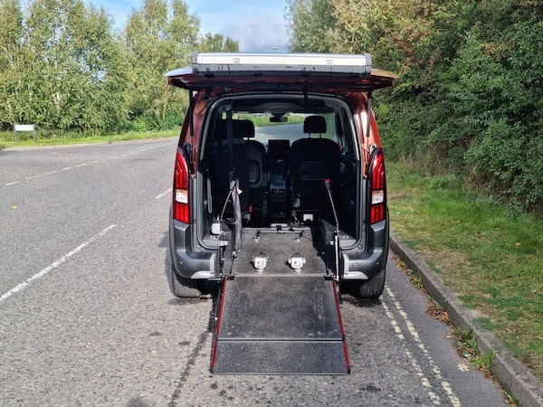 Used Peugeot Rifter 2019 for sale - 76105708: Photo 12