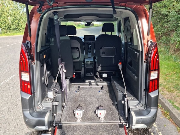 Used Peugeot Rifter 2019 for sale - 76105708: Photo 13