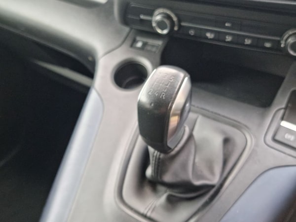 Used Peugeot Rifter 2019 for sale - 76105708: Photo 26