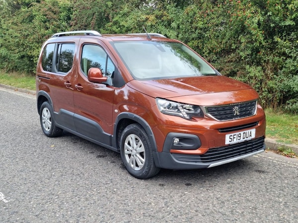 Used Peugeot Rifter 2019 for sale - 76105708: Photo 3