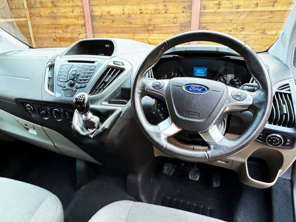 Used Ford Tourneo Custom 2017 for sale - 77236720: Photo 2