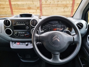 Used Citroen Berlingo 2018 for sale - 75596578: Photo