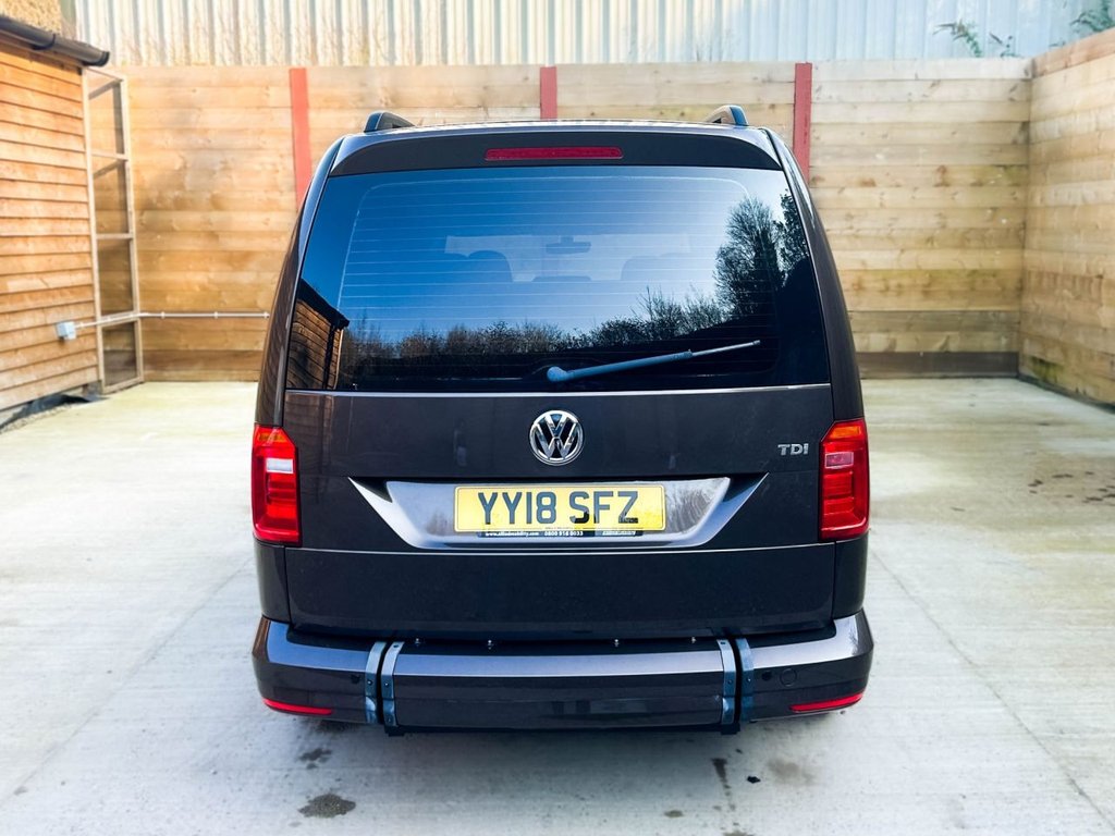 Used Volkswagen Caddy Maxi Life 2018 for sale - 77534898: Photo 11