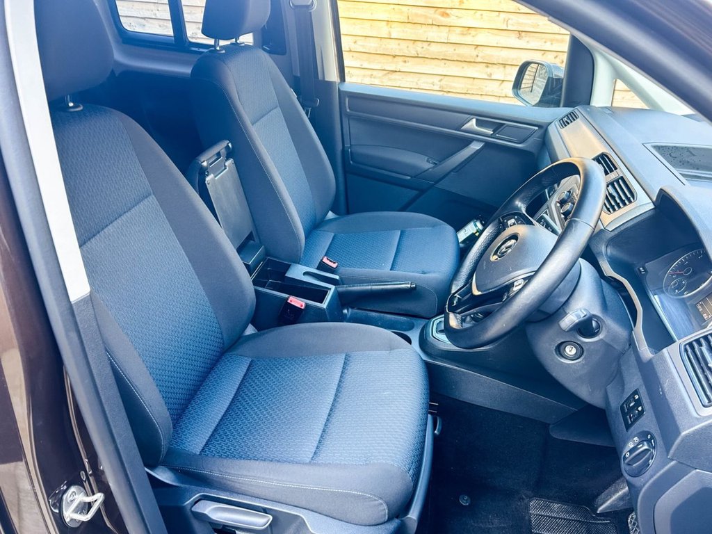 Used Volkswagen Caddy Maxi Life 2018 for sale - 77534898: Photo 17