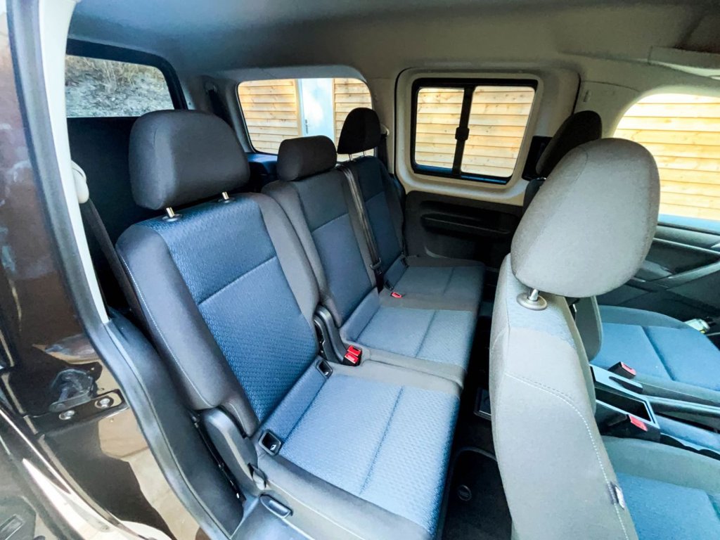 Used Volkswagen Caddy Maxi Life 2018 for sale - 77534898: Photo 18