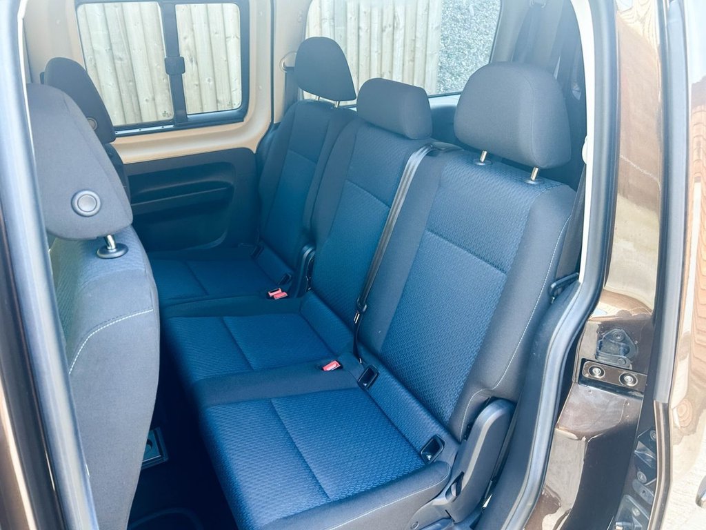 Used Volkswagen Caddy Maxi Life 2018 for sale - 77534898: Photo 22