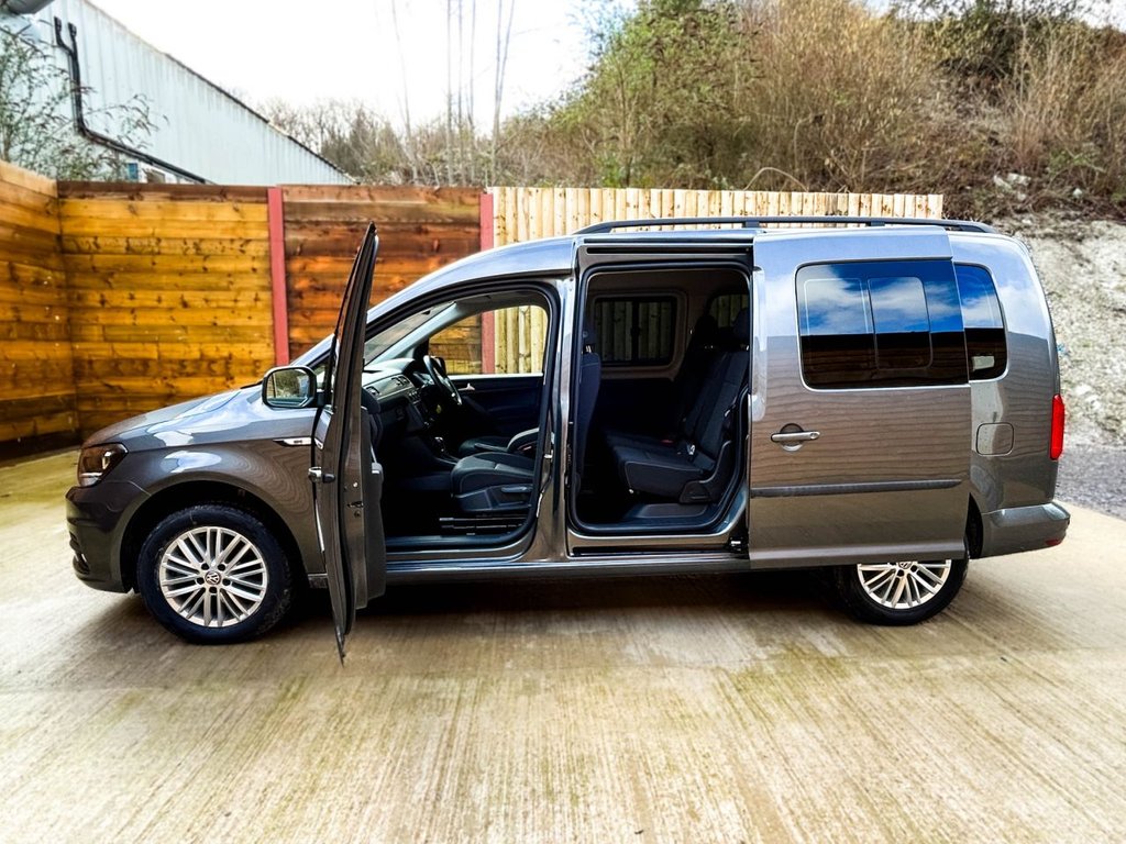 Used Volkswagen Caddy Maxi Life 2021 for sale - 77621153: Photo 14