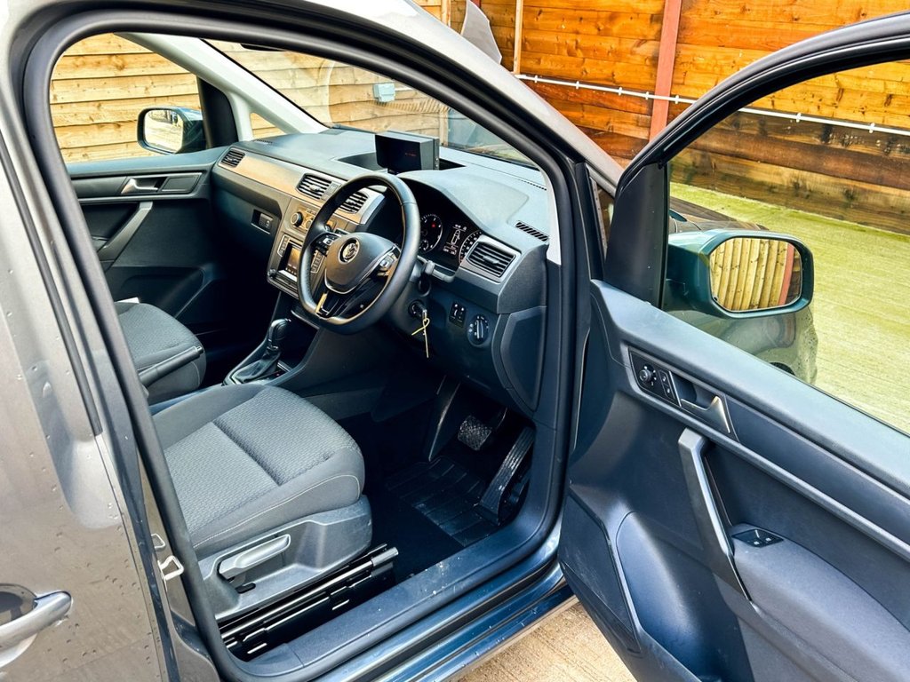 Used Volkswagen Caddy Maxi Life 2021 for sale - 77621153: Photo 15