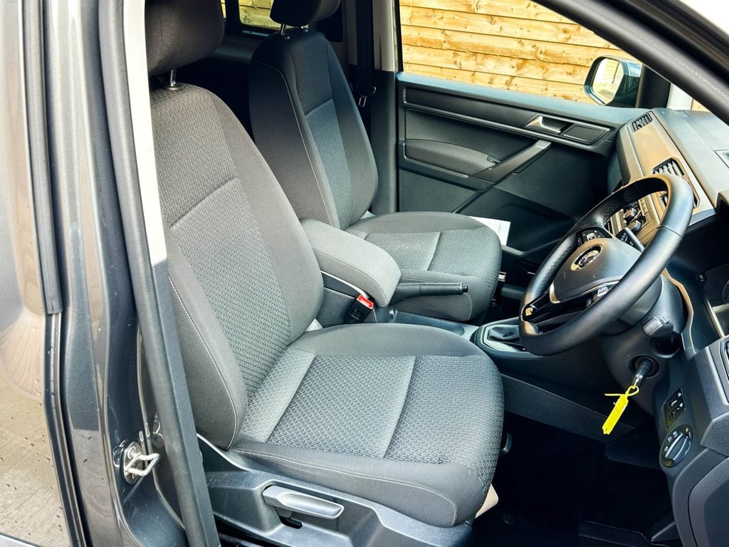 Used Volkswagen Caddy Maxi Life 2021 for sale - 77621153: Photo 16