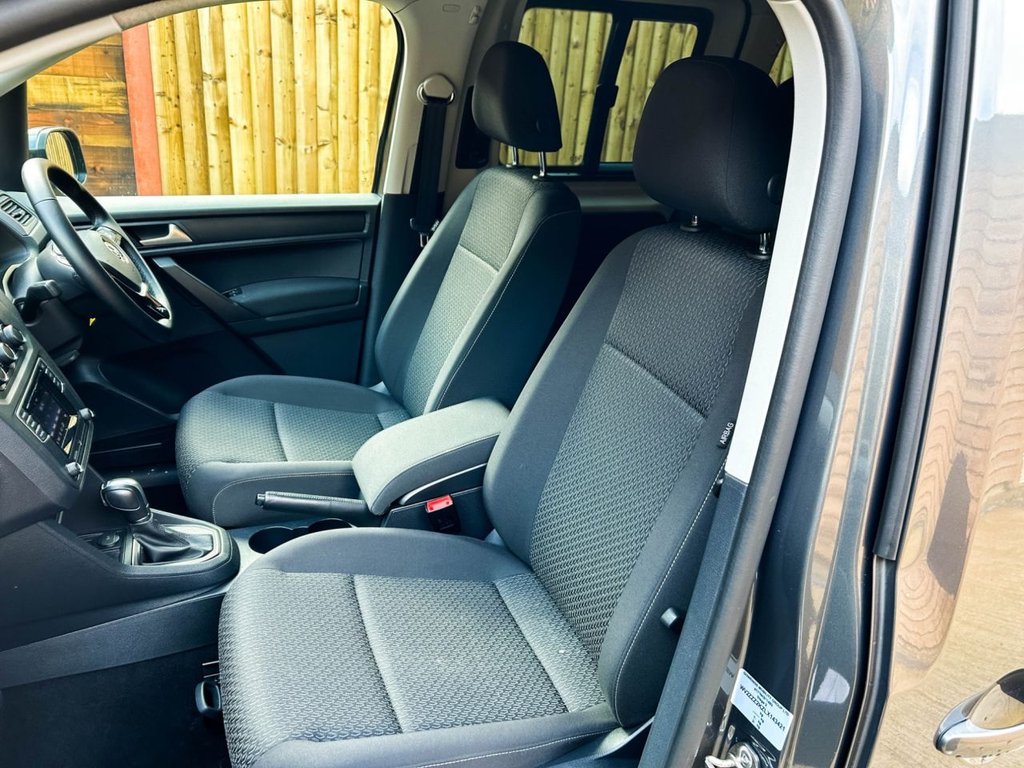 Used Volkswagen Caddy Maxi Life 2021 for sale - 77621153: Photo 20