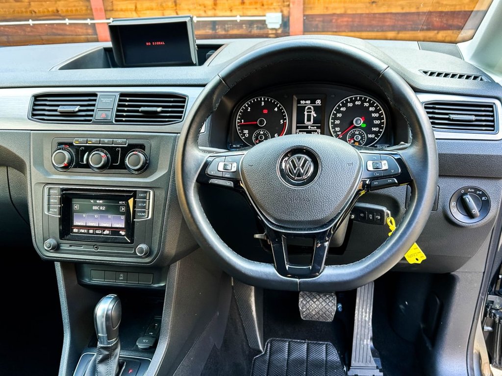 Used Volkswagen Caddy Maxi Life 2021 for sale - 77621153: Photo 3