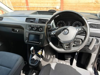 Used Volkswagen Caddy Life 2018 for sale - 79409733: Photo