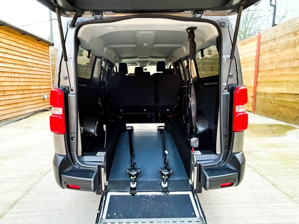 Used Vauxhall Vivaro Life 2023 for sale - 77692892: Photo 9