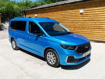 Used Ford Grand Tourneo Connect 2024 for sale - 74931071: Photo