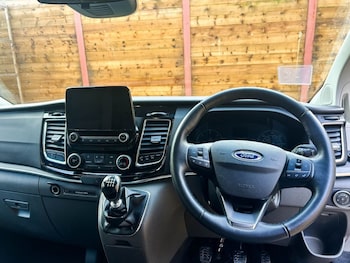 Used Ford Tourneo Custom 2022 for sale - 77680662: Photo