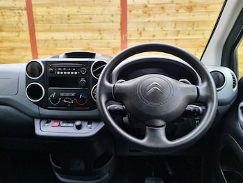 Used Citroen Berlingo Multispace 2017 for sale - 76591190: Photo