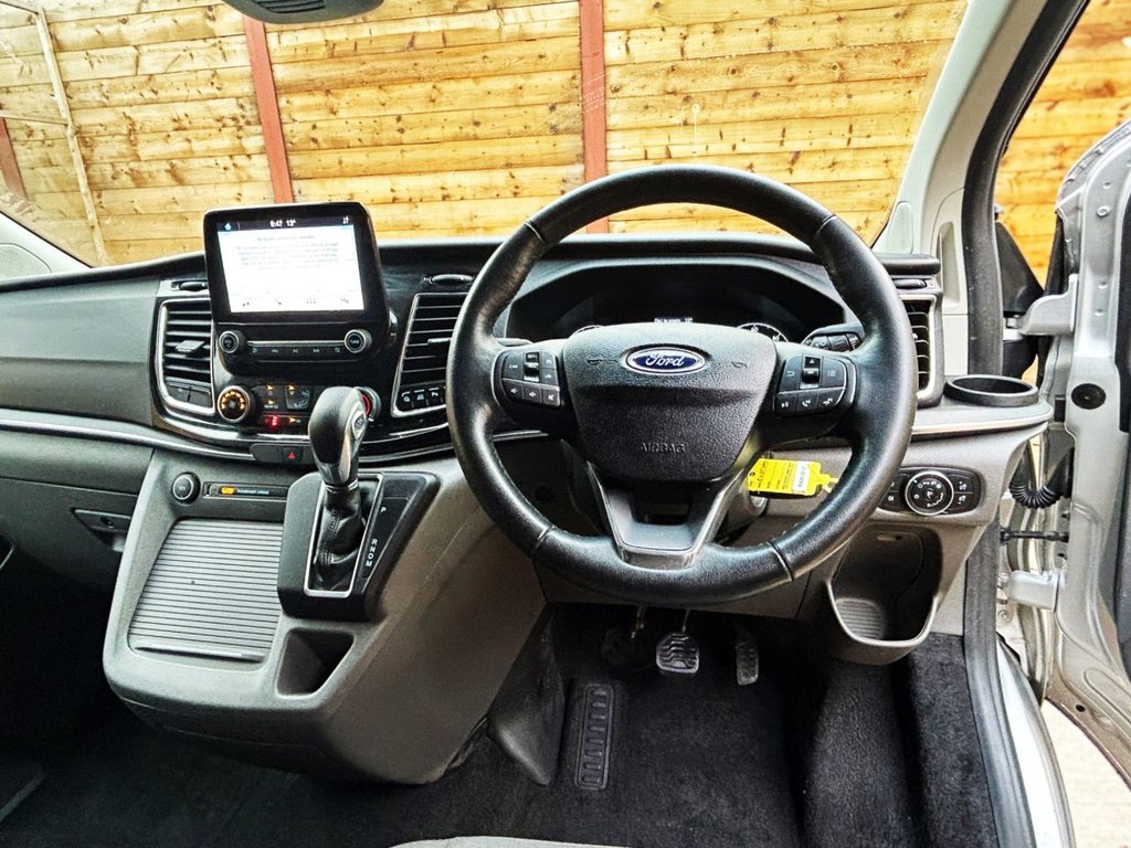 Used Ford Tourneo Custom 2020 for sale - 76950258: Photo 2