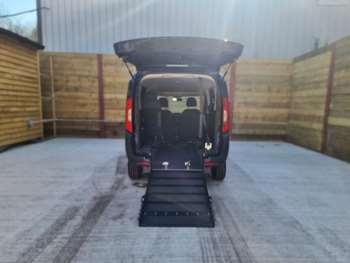 Used Fiat Doblo 2018 for sale - 74208976: Photo