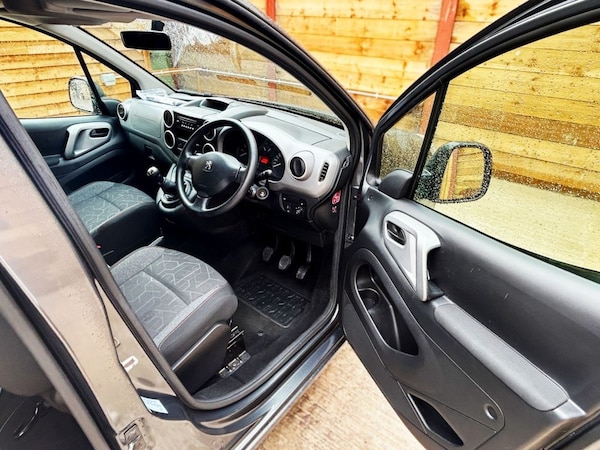 Used Peugeot Partner Tepee 2018 for sale - 75666294: Photo 17