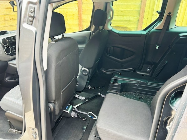 Used Peugeot Partner Tepee 2018 for sale - 75666294: Photo 24