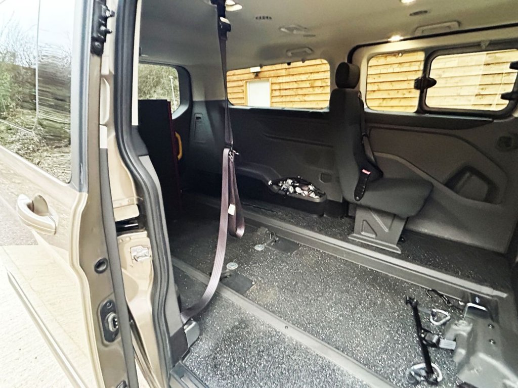 Used Ford Tourneo Custom 2019 for sale - 76510041: Photo 18