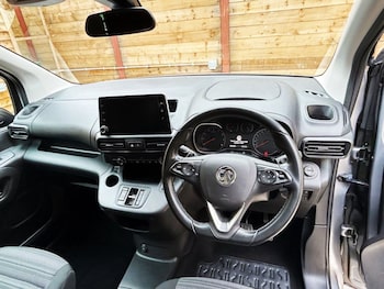 Used Vauxhall Combo Life 2022 for sale - 76068693: Photo