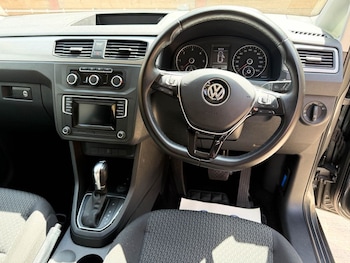 Used Volkswagen Caddy Maxi Life 2020 for sale - 79142452: Photo