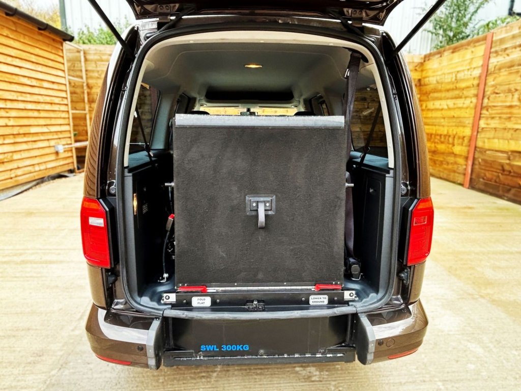 Used Volkswagen Caddy Maxi Life 2018 for sale - 76582301: Photo 13