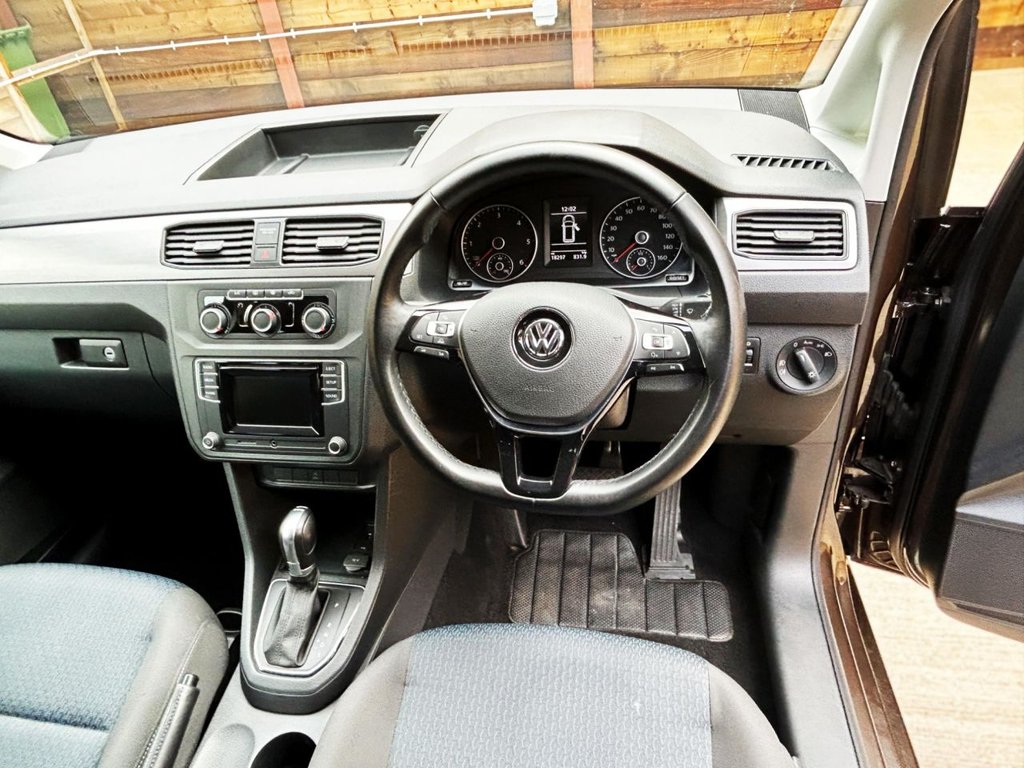 Used Volkswagen Caddy Maxi Life 2018 for sale - 76582301: Photo 2