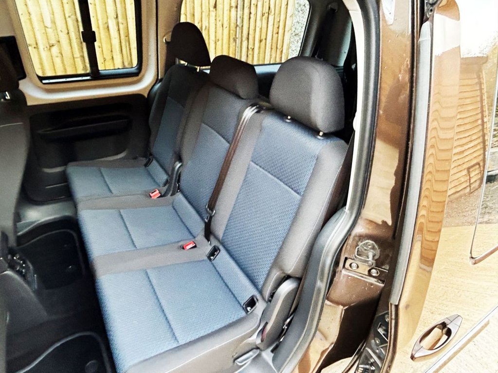 Used Volkswagen Caddy Maxi Life 2018 for sale - 76582301: Photo 21