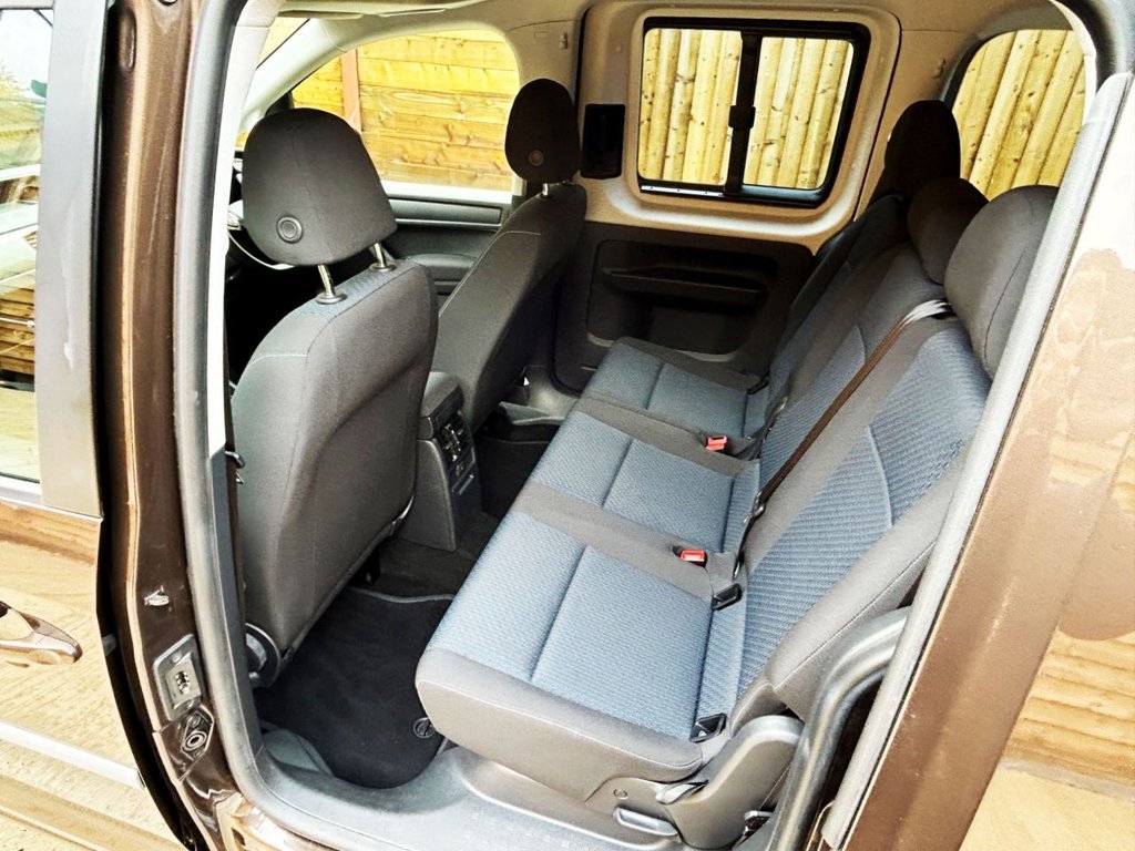 Used Volkswagen Caddy Maxi Life 2018 for sale - 76582301: Photo 22