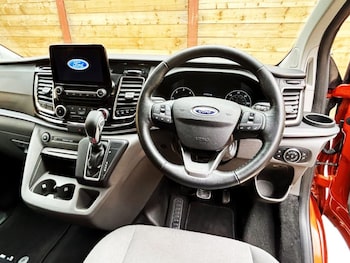 Used Ford Tourneo Custom 2020 for sale - 76081091: Photo