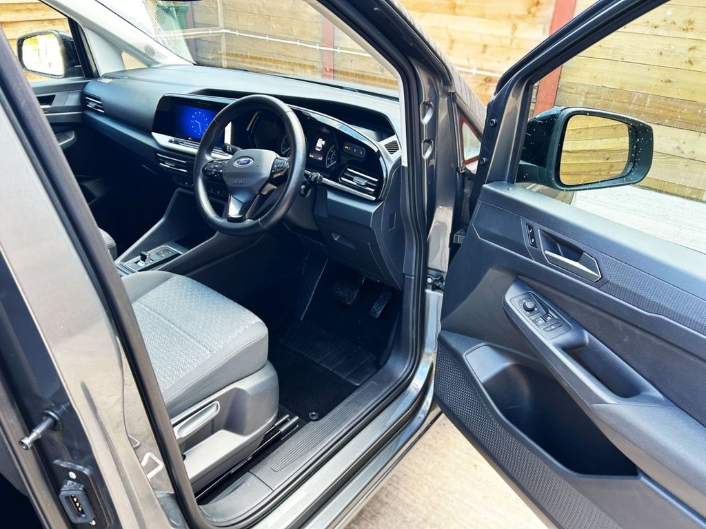 Used Ford Grand Tourneo Connect 2024 for sale - 75896845: Photo 17