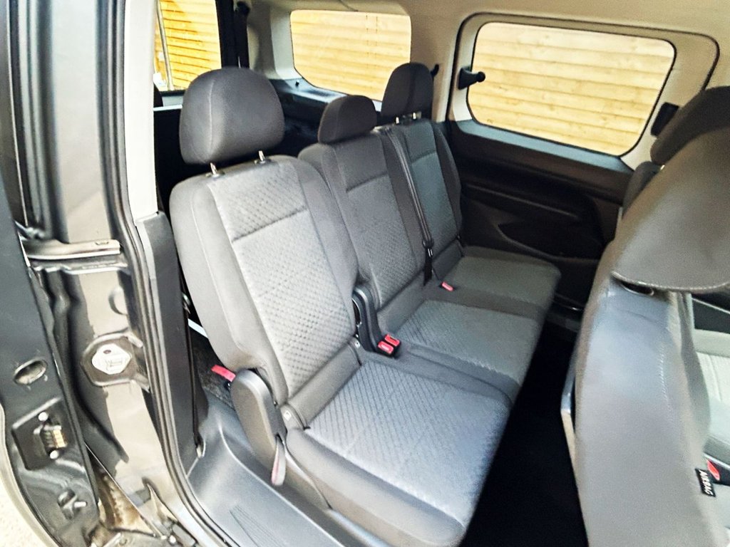 Used Ford Grand Tourneo Connect 2024 for sale - 75896845: Photo 19