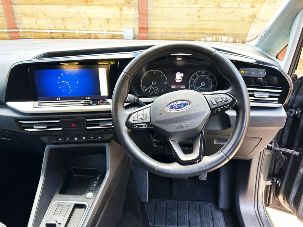 Used Ford Grand Tourneo Connect 2024 for sale - 75896845: Photo 2