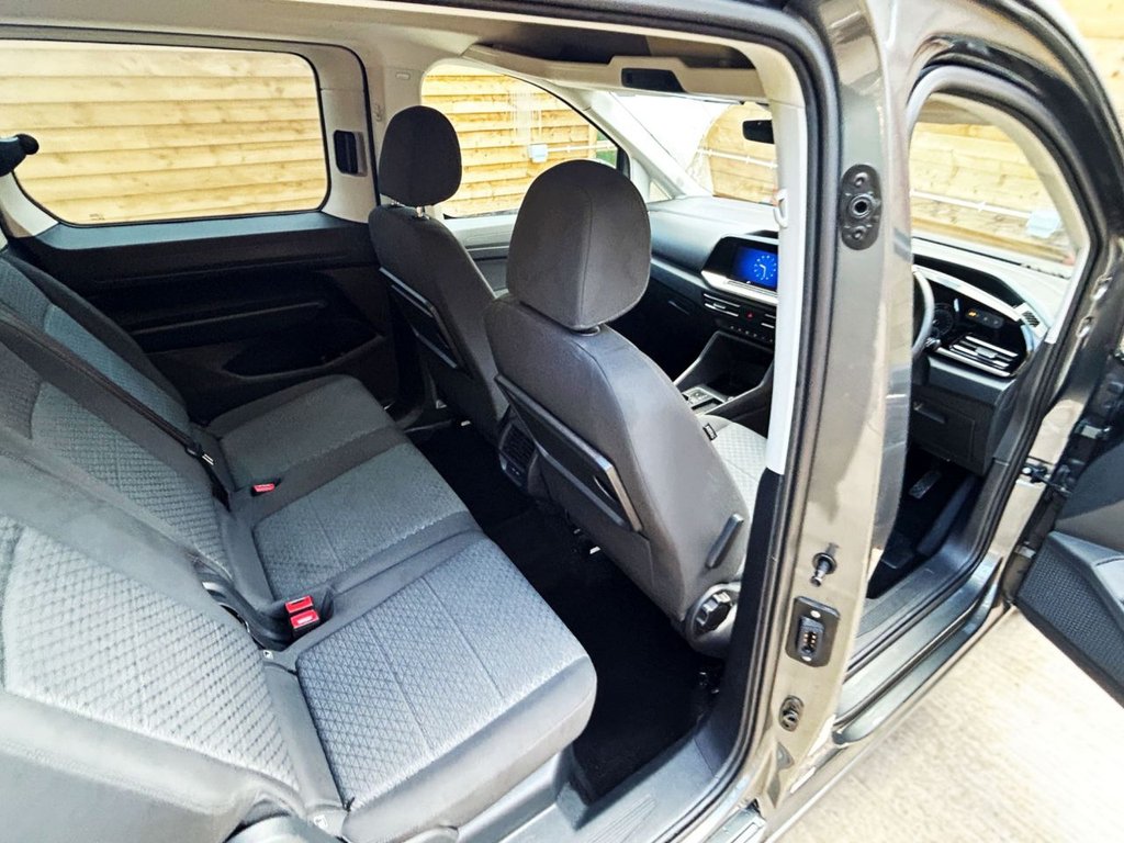 Used Ford Grand Tourneo Connect 2024 for sale - 75896845: Photo 20