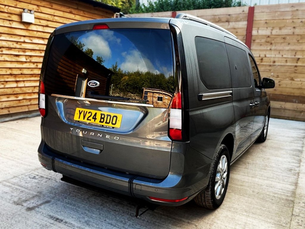 Used Ford Grand Tourneo Connect 2024 for sale - 75896845: Photo 9