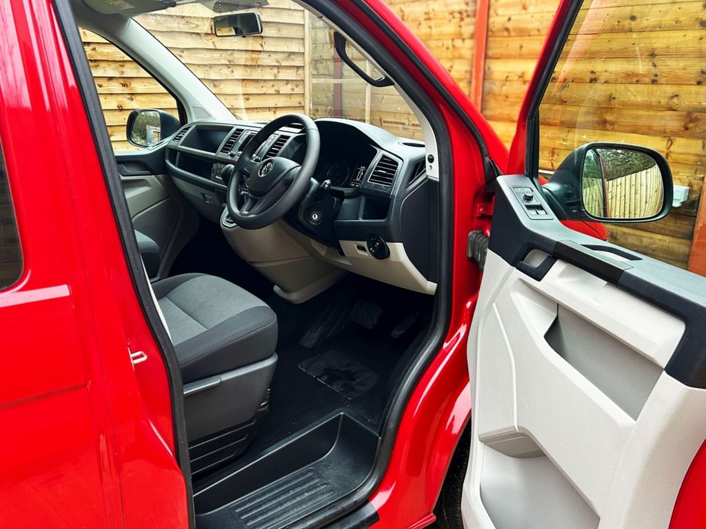 Used Volkswagen Transporter 2017 for sale - 76698817: Photo 15