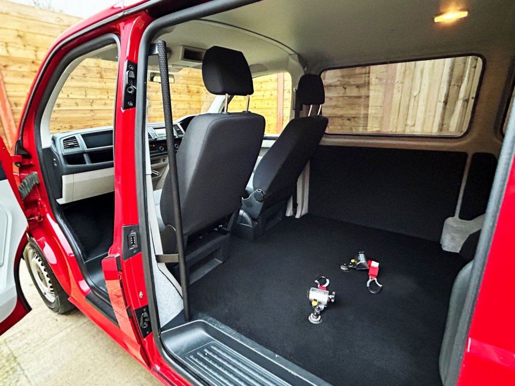 Used Volkswagen Transporter 2017 for sale - 76698817: Photo 20