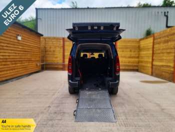 2022 (22) - L2 LWB 5 Seat Auto Wheelchair Accessible Disabled Access Vehicle WAV 5-Door
