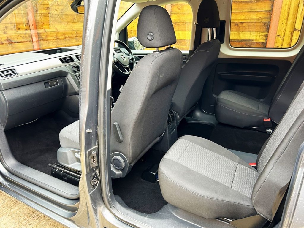 Used Volkswagen Caddy Life 2020 for sale - 76546927: Photo 24