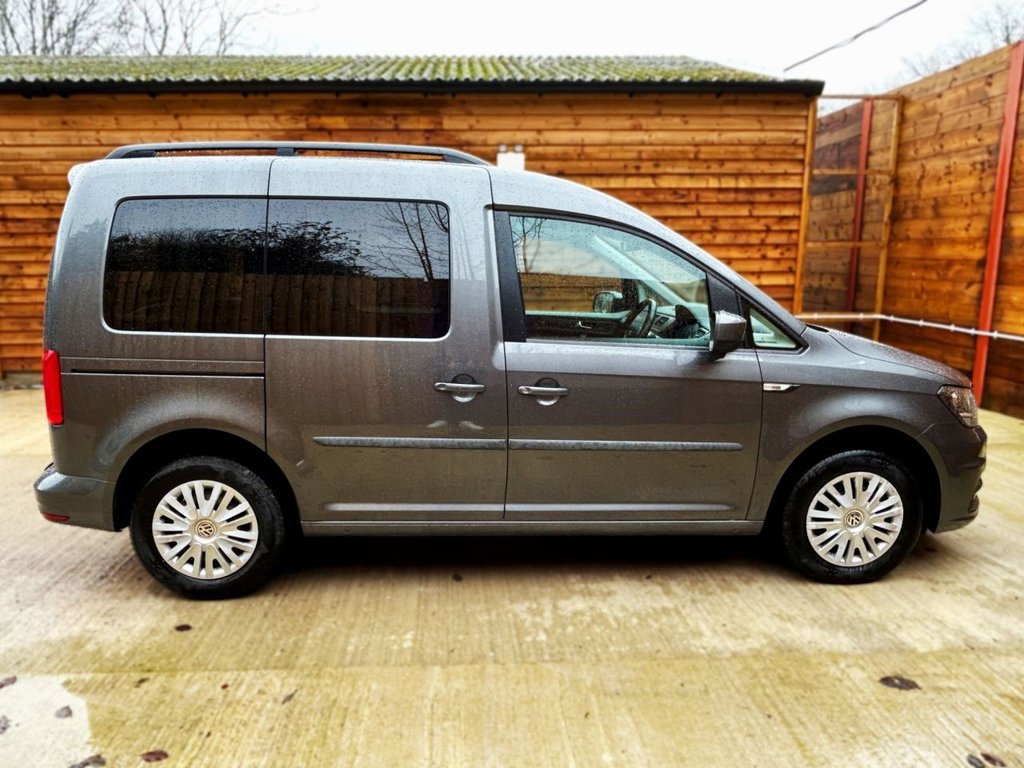 Used Volkswagen Caddy Life 2020 for sale - 76546927: Photo 7
