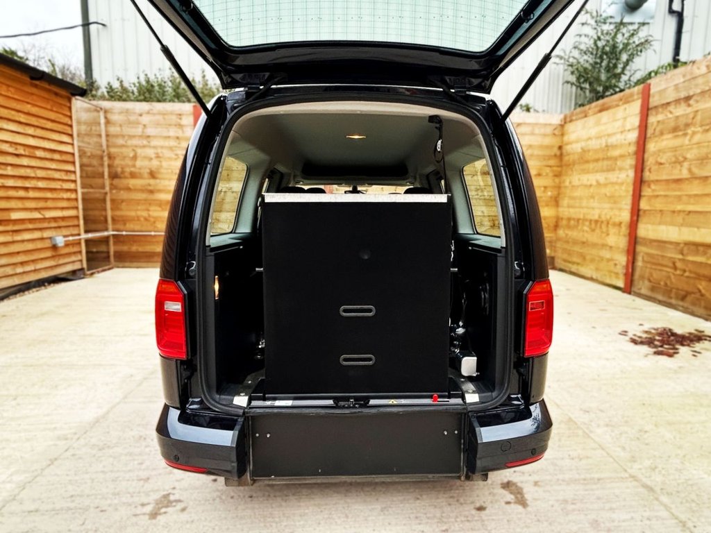 Used Volkswagen Caddy Maxi Life 2020 for sale - 76482419: Photo 11