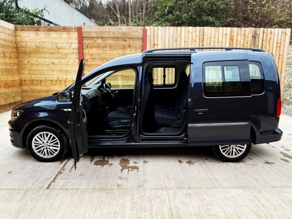 Used Volkswagen Caddy Maxi Life 2020 for sale - 76482419: Photo 14