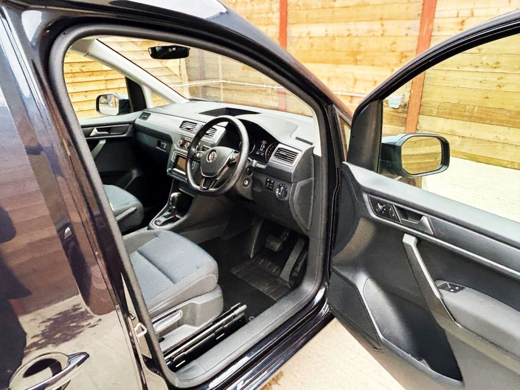 Used Volkswagen Caddy Maxi Life 2020 for sale - 76482419: Photo 15