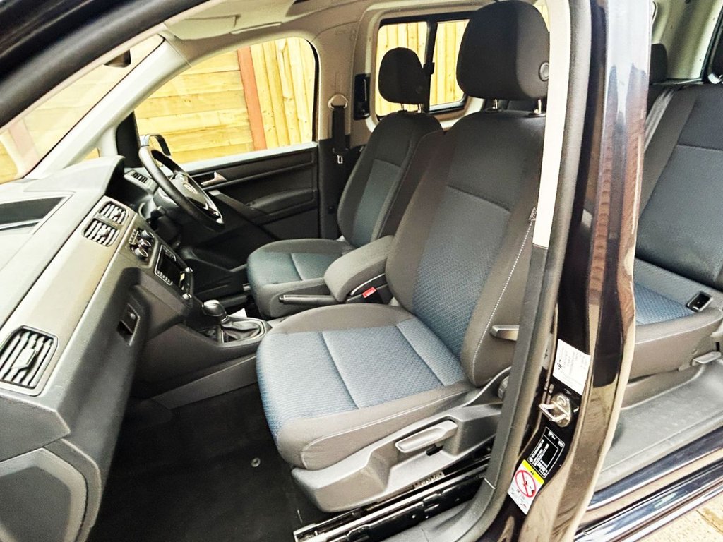 Used Volkswagen Caddy Maxi Life 2020 for sale - 76482419: Photo 20