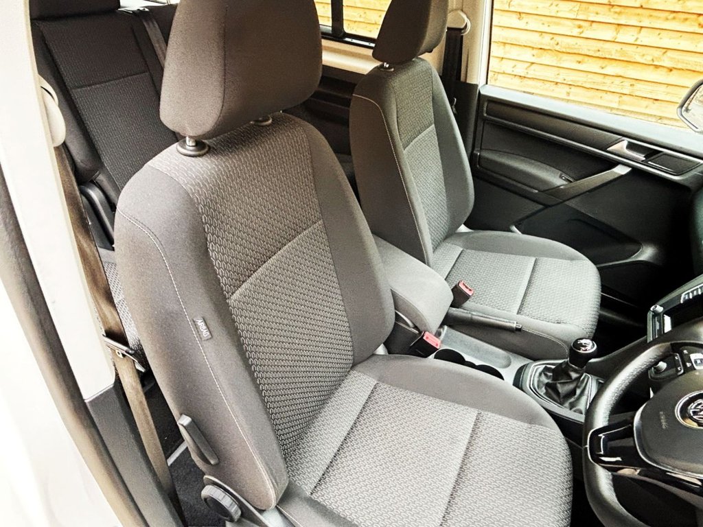 Used Volkswagen Caddy Maxi Life 2019 for sale - 75974075: Photo 15