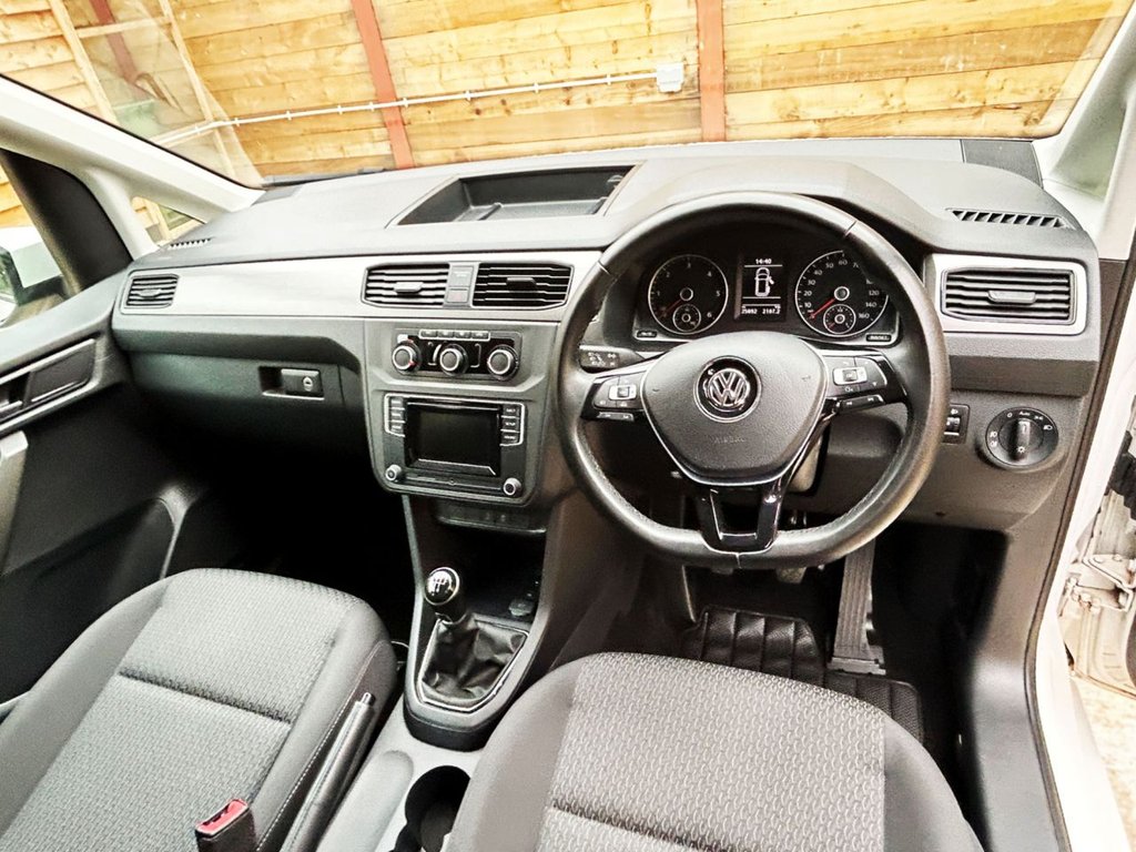 Used Volkswagen Caddy Maxi Life 2019 for sale - 75974075: Photo 2