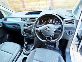 Used Volkswagen Caddy Maxi Life 2019 for sale - 75974075: Photo
